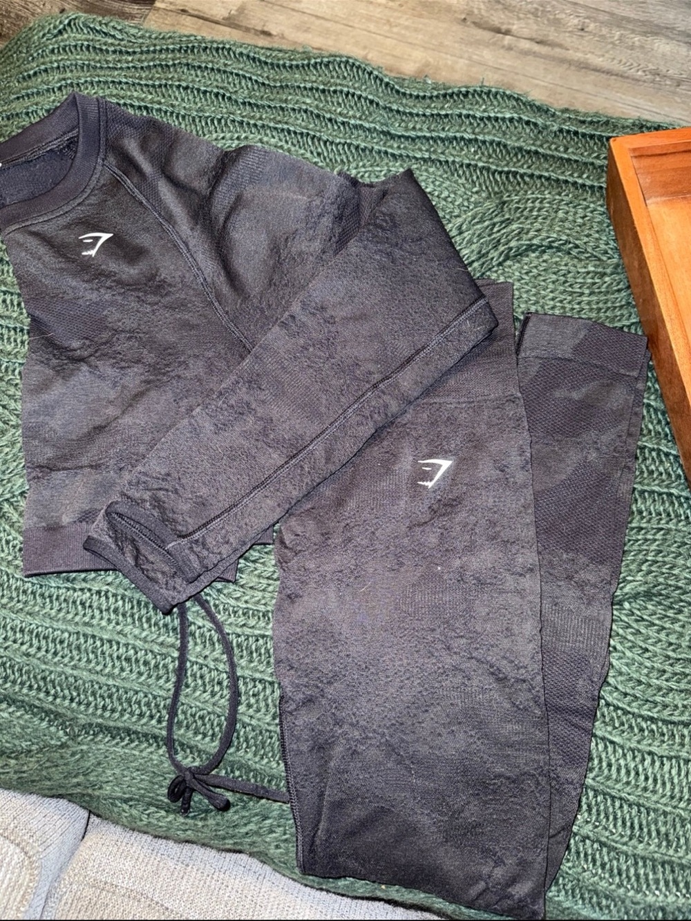 Gymshark Black Seamless Long Sleeve Top and Matching Tights